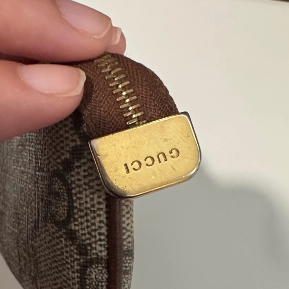 Gucci Beige and Brown Key & Card Holder - Picture 8 of 11